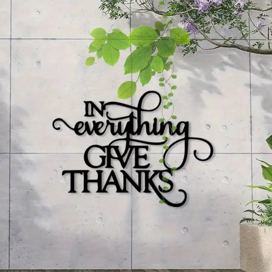 Christian "Be Thankful for Everything" Metal Wall Art, Retro Black White Ironwork - Home Church Gift & Scripture Decor